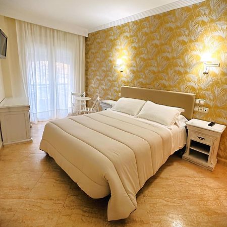 Hotel Playa Del Carmen Барбате Екстер'єр фото
